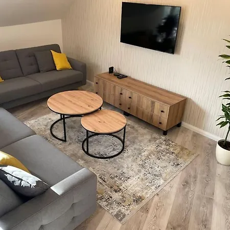 Appartement Luxusny Pri Jazere - Free Parking