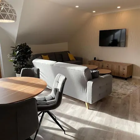 Appartement Luxusny Pri Jazere - Free Parking Bratislava